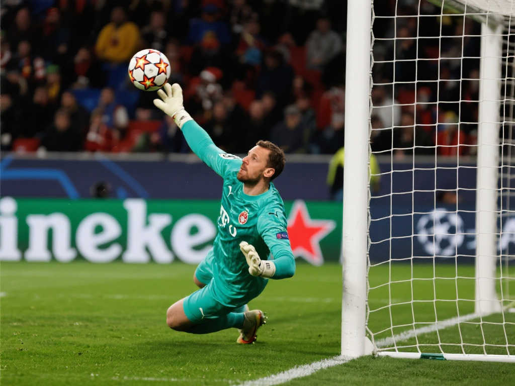 留在阿森納 留在阿森納